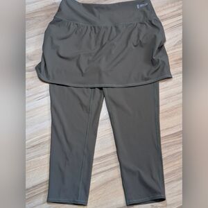 Zuda Skirted Leggings Crop